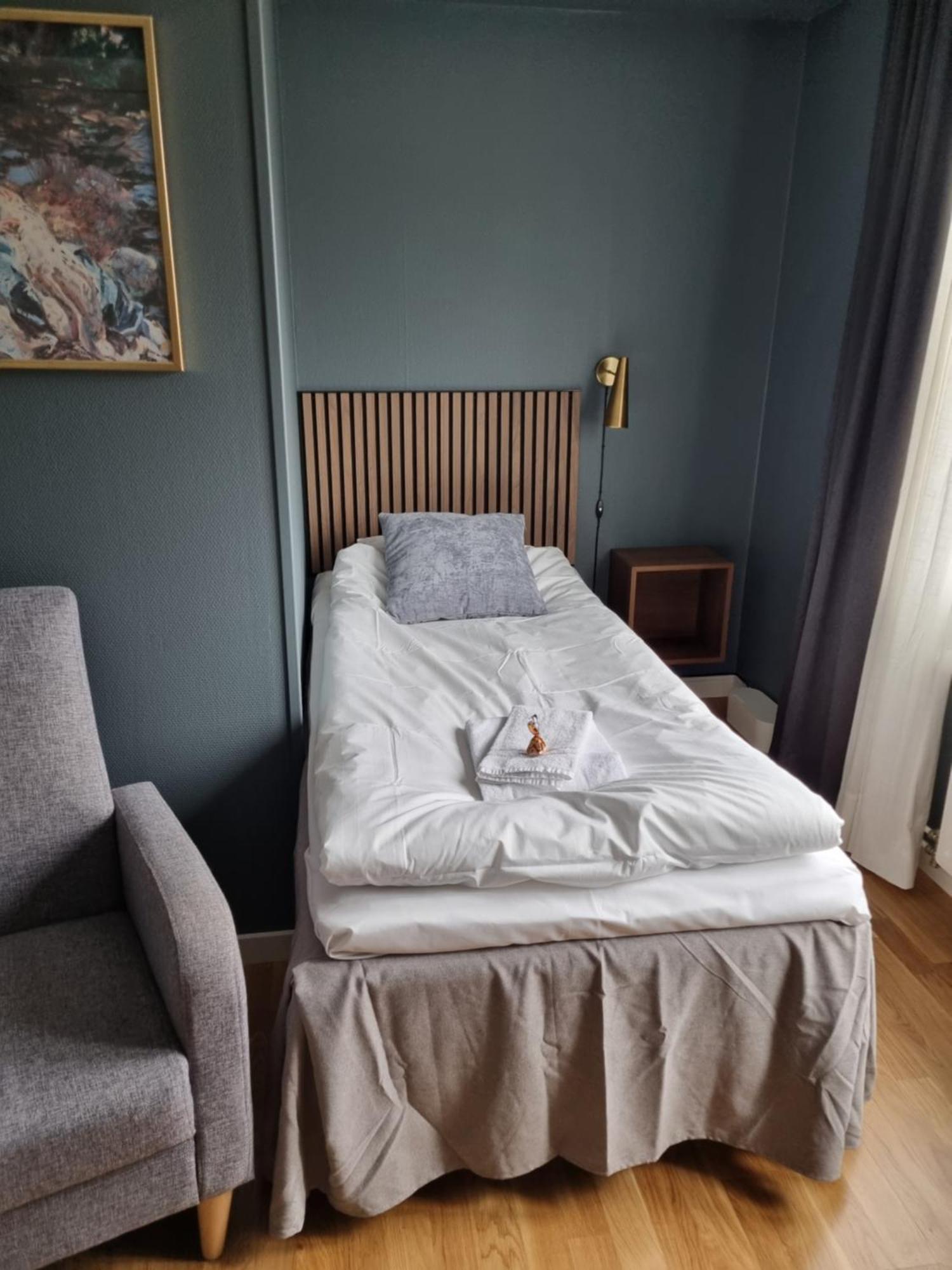 Hotell Zlafen Bed And Breakfast Карлскуга Экстерьер фото